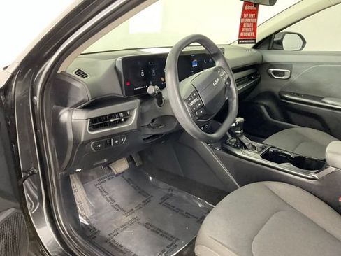 Used 2025 Kia K4 FWD image 19