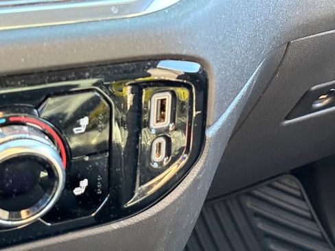 Used 2023 GMC Sierra 1500 Elevation AWD/4WD image 16
