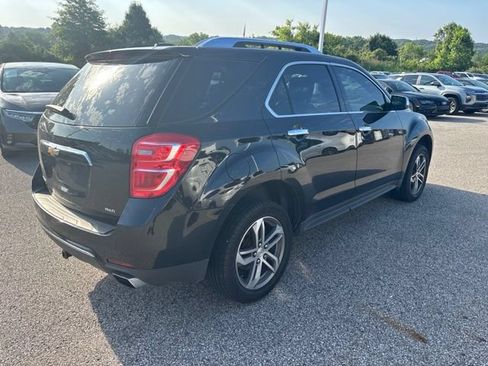 Used 2017 Chevrolet Equinox Premier w/ Enhanced Convenience Package AWD/4WD image 3