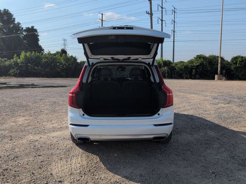 Used 2019 Volvo XC90 T6 Momentum AWD/4WD image 4