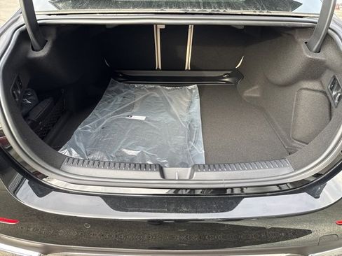 New 2026 Mercedes-Benz E 350 4MATIC Sedan image 10