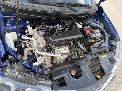 Used 2019 Nissan Rogue SV AWD/4WD image 9