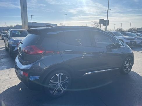 Used 2020 Chevrolet Bolt Premier w/ Infotainment Package image 2