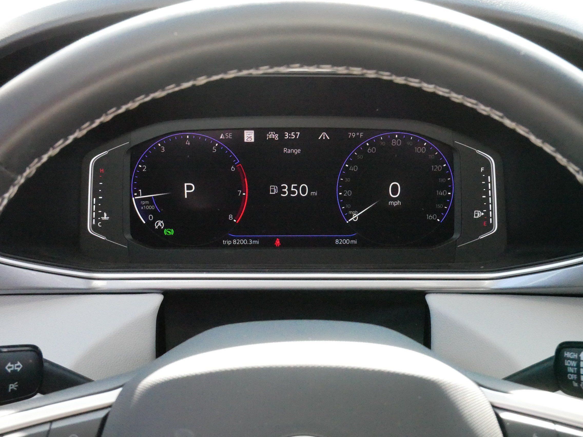 Certified 2025 Volkswagen Taos SEL AWD/4WD image 22