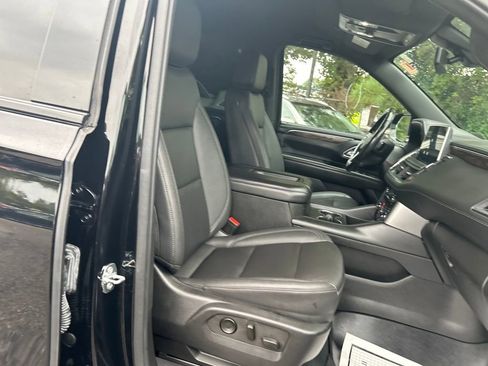 Used 2022 Chevrolet Tahoe Z71 w/ Luxury Package image 32