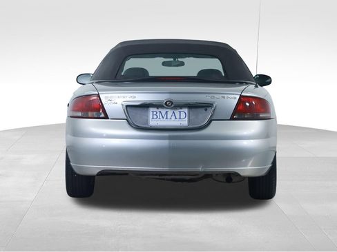 Used 2004 Chrysler Sebring LXi FWD image 9