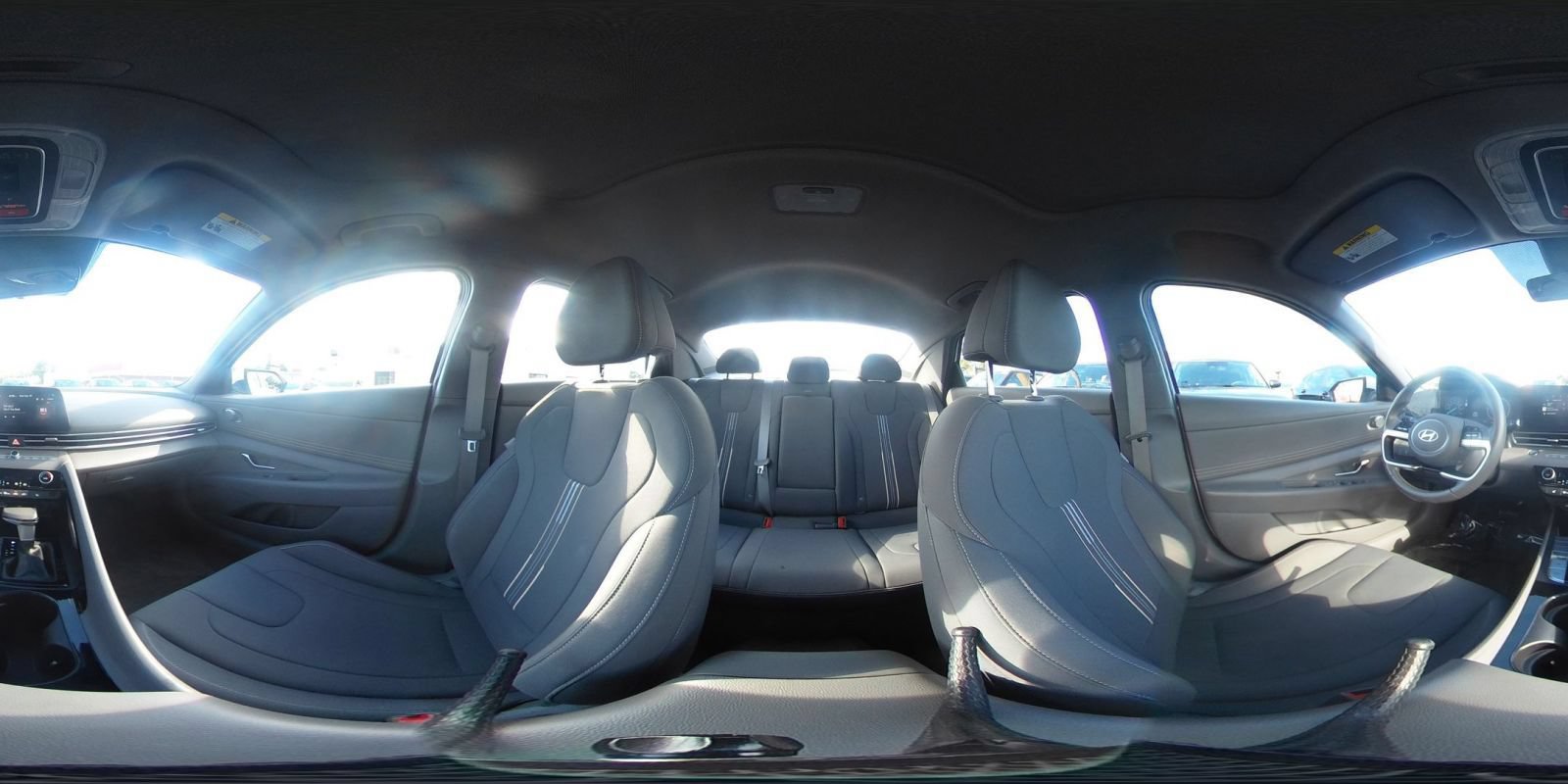 Used 2025 Hyundai Elantra SEL FWD image 43