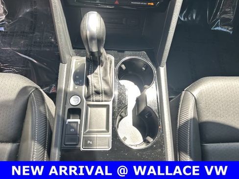 Used 2022 Volkswagen Atlas Cross Sport SE w/ Black Wheel Package image 20