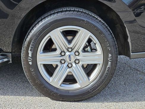 Used 2020 Ford Expedition XLT w/ Equipment Group 202A image 14