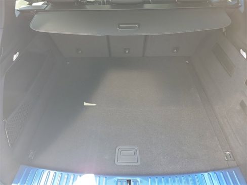 New 2026 Porsche Cayenne image 17