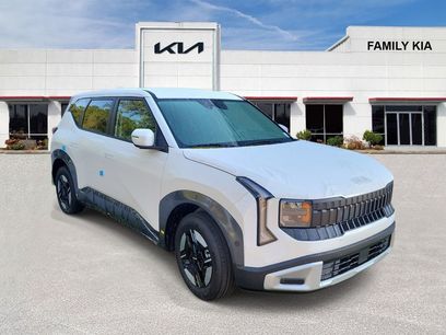 New 2027 Kia Seltos LX
