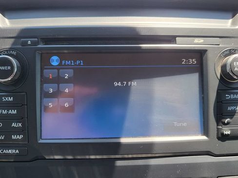 Used 2016 Nissan Titan SV AWD/4WD image 35