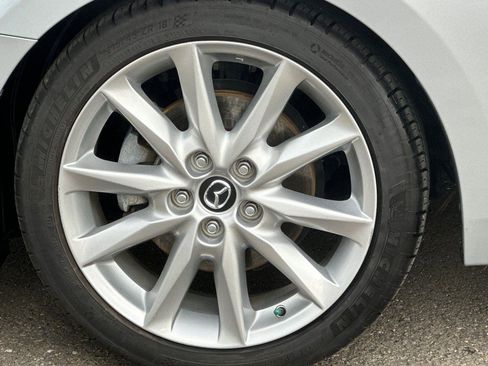 Used 2017 MAZDA MAZDA3 Touring w/ Popular Equipment Package image 25