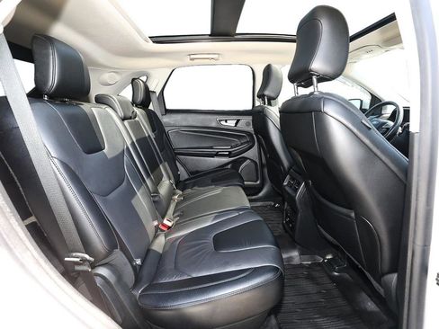 Used 2022 Ford Edge Titanium AWD/4WD image 22
