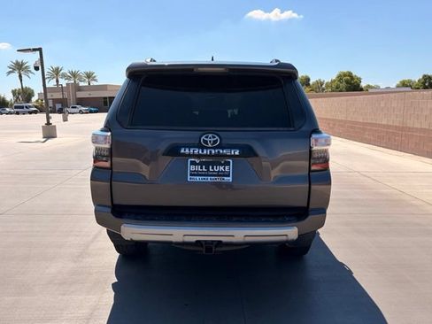 Used 2021 Toyota 4Runner TRD Off-Road Premium w/ Moonroof Package AWD/4WD image 7