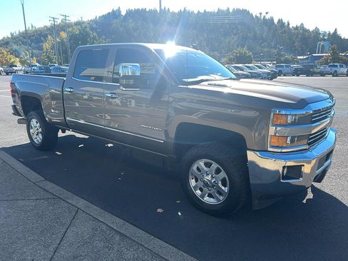 Used 2015 Chevrolet Silverado 2500 LTZ w/ Duramax Plus Package image 3