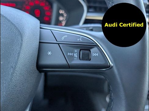 Certified 2025 Audi Q3 2.0T Premium w/ Convenience Package image 14