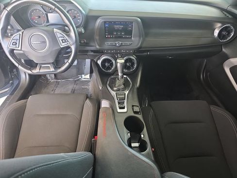 Used 2020 Chevrolet Camaro LT RWD image 18