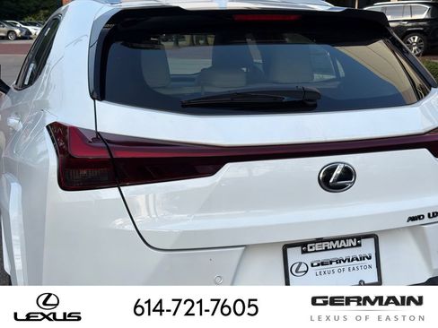 New 2026 Lexus UX 300h AWD image 8