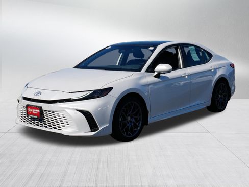 Certified 2025 Toyota Camry XSE w/ Premium Plus Package AWD/4WD image 3