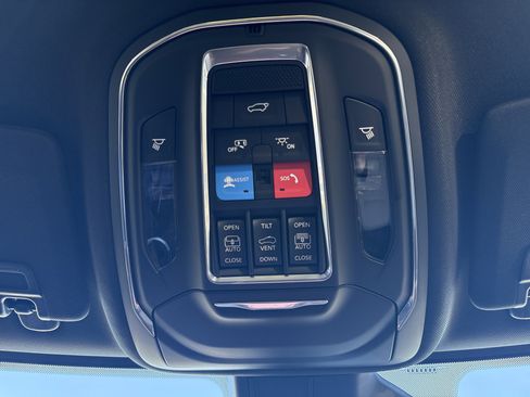 New 2025 Jeep Grand Cherokee L Limited image 36