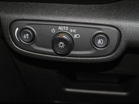 Used 2023 Chevrolet TrailBlazer RS image 31