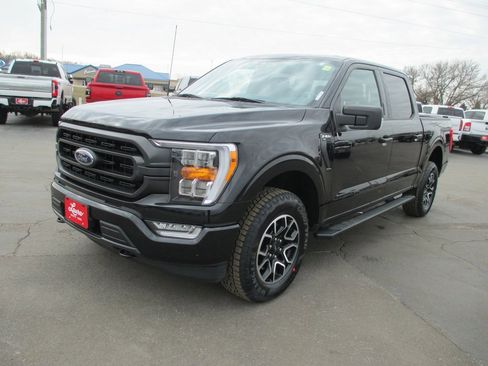 Used 2022 Ford F150 XLT w/ Equipment Group 302A High image 9