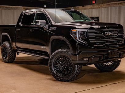 Used 2025 GMC Sierra 1500 AT4 w/ AT4 Premium Package