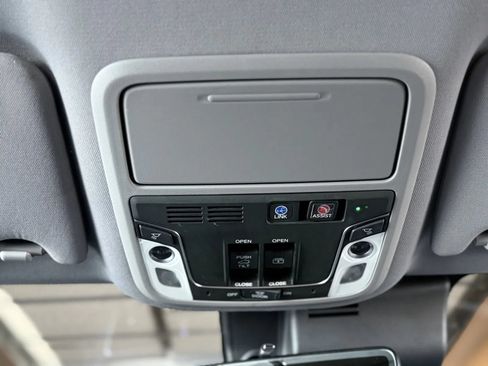 Used 2019 Honda Pilot Elite image 38