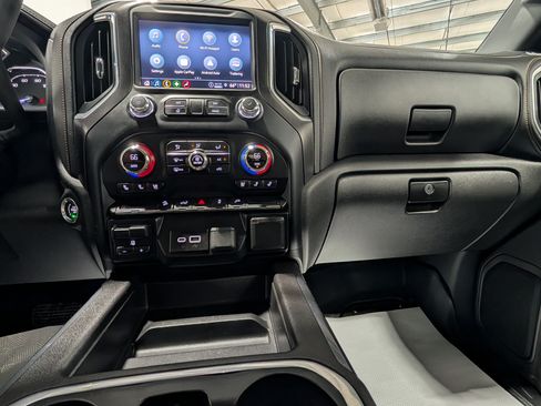 Used 2022 GMC Sierra 1500 AT4 AWD/4WD image 22