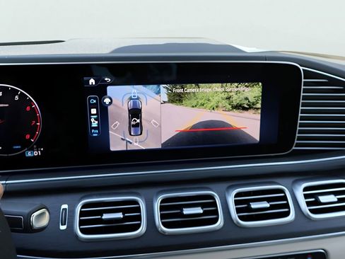 New 2026 Mercedes-Benz GLS 450 4MATIC image 25