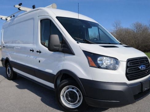 Used 2019 Ford Transit 250 148 Medium Roof image 3