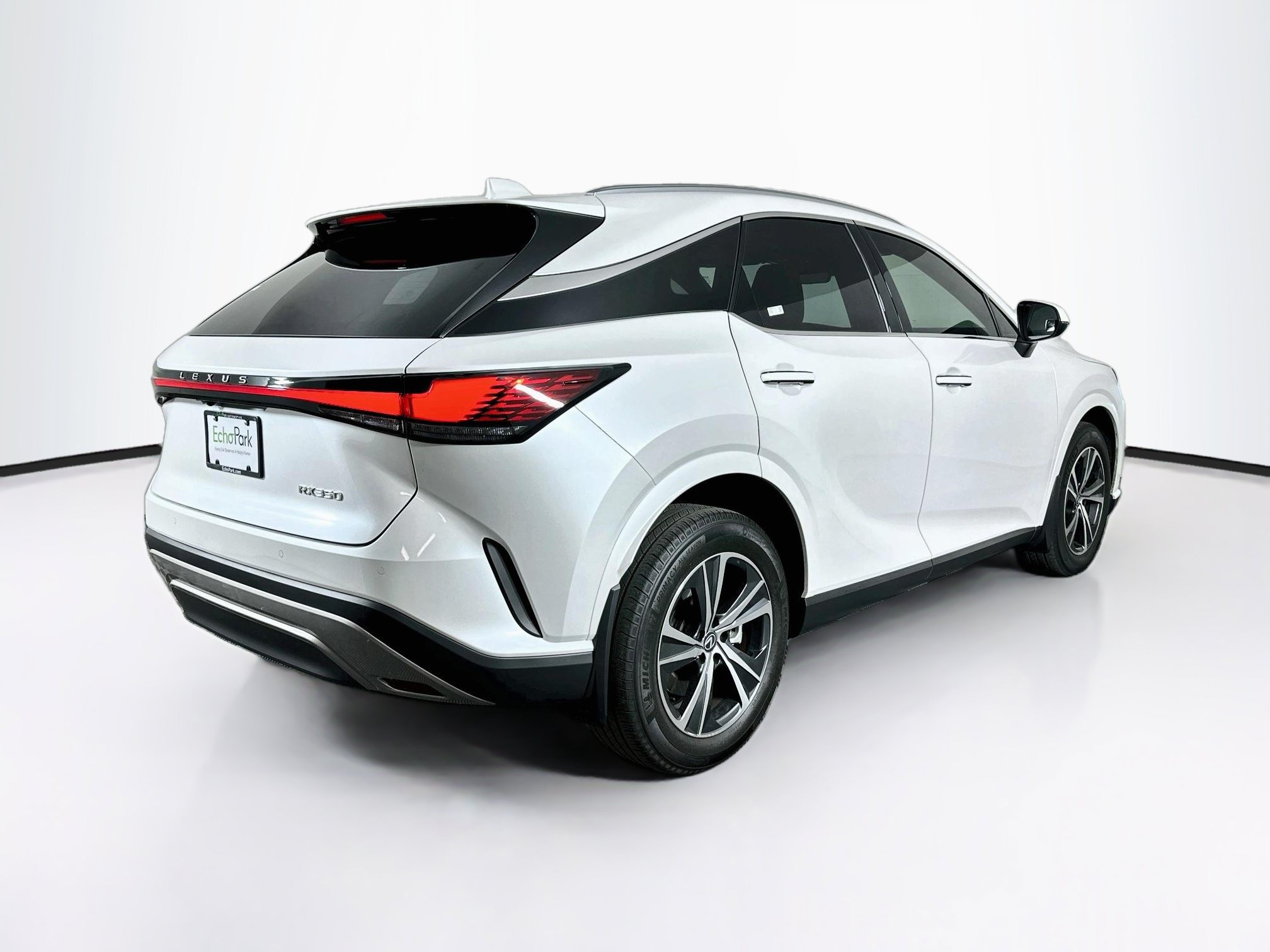 Used 2024 Lexus RX 350 Premium w/ Accessory Package (Z1) FWD image 9
