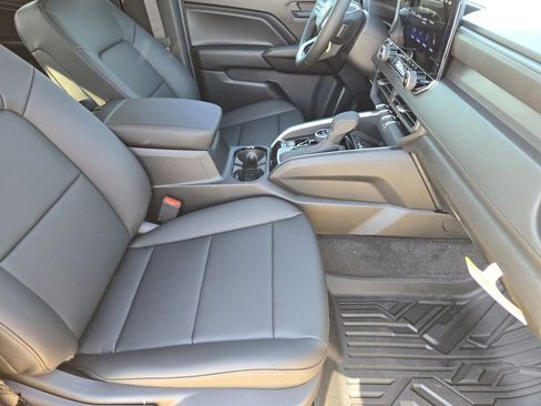 New 2026 Chevrolet Colorado Trail Boss AWD/4WD image 6