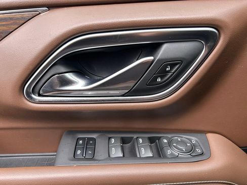 Used 2021 Chevrolet Tahoe High Country w/ Technology Package AWD/4WD image 61