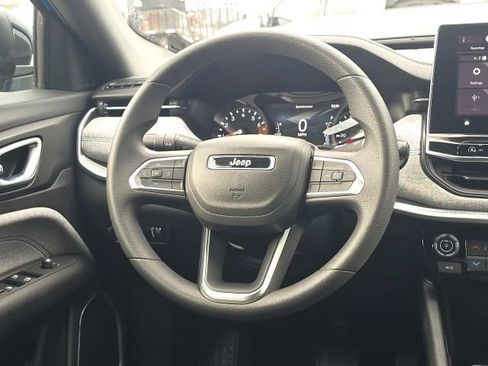 Used 2024 Jeep Compass Sport AWD/4WD image 38