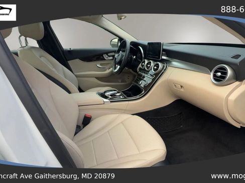 Used 2015 Mercedes-Benz C 300 4MATIC Sedan image 5