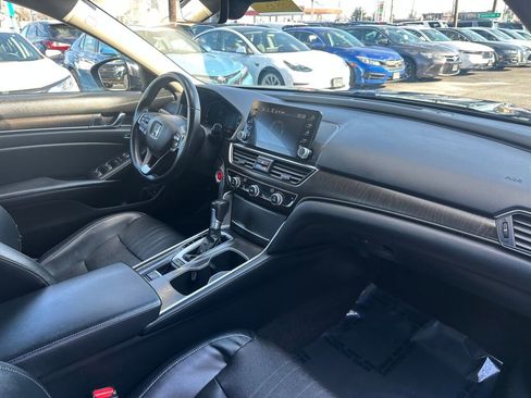 Used 2018 Honda Accord EX-L image 28