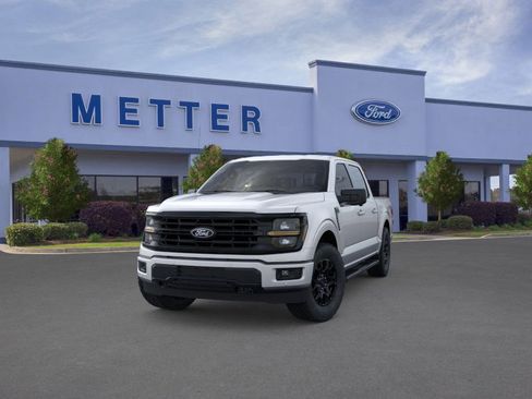 New 2026 Ford F150 XLT w/ Equipment Group 302A MID image 32