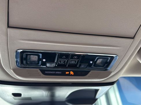 Used 2020 Lincoln Corsair Reserve w/ Equipment Group 202A image 32