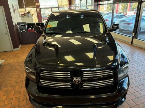 Used 2017 RAM 1500 Sport w/ Premium Sound Group image 6