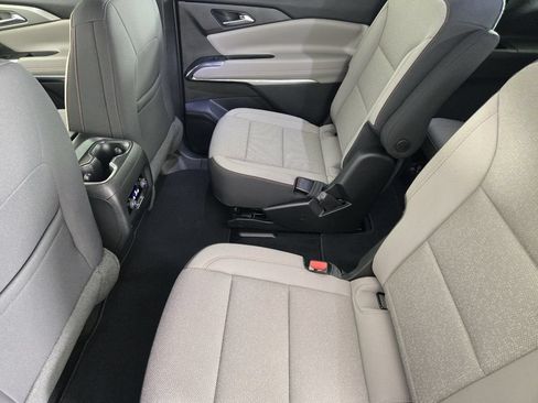 New 2026 Chevrolet Traverse LT w/ Midnight/Sport Edition FWD image 34
