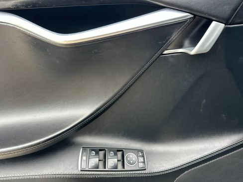 Used 2016 Tesla Model S 85D image 12