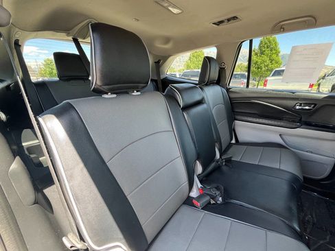 Used 2017 Honda Pilot EX image 20