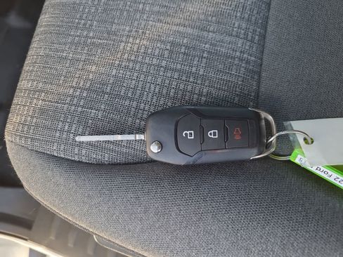 Used 2022 Ford F150 XLT w/ XTR Package image 28