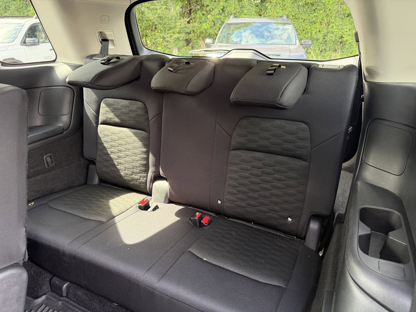 Used 2024 Nissan Pathfinder SV FWD image 10