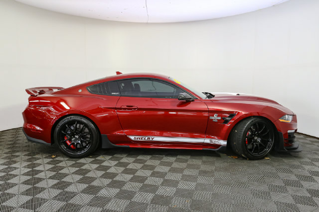 Used 2021 Ford Mustang GT Premium w/ GT Performance Package RWD image 13