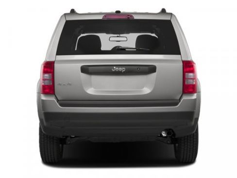 Used 2014 Jeep Patriot Latitude image 8