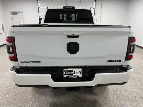 Used 2024 RAM 2500 Limited image 11