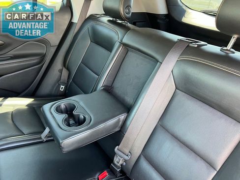 Used 2020 GMC Terrain SLT FWD image 21